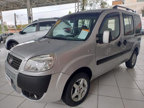 FIAT Doblo 1.8 4P HLX FLEX 7 LUGARES, Foto 1