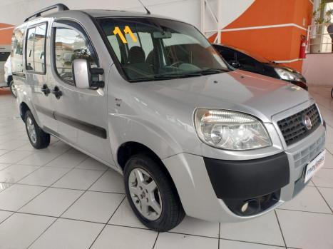 FIAT Doblo 1.8 4P HLX FLEX 7 LUGARES, Foto 3