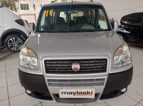 FIAT Doblo 1.8 4P HLX FLEX 7 LUGARES, Foto 2