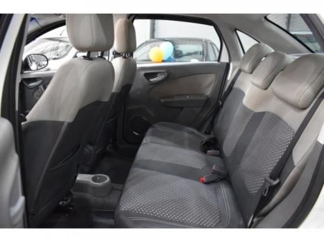 FIAT Grand Siena 1.6 16V 4P FLEX ESSENCE DUALOGIC AUTOMATIZADO, Foto 6