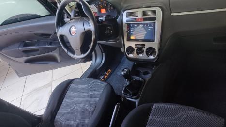 FIAT Punto 1.4 FLEX 4P, Foto 10