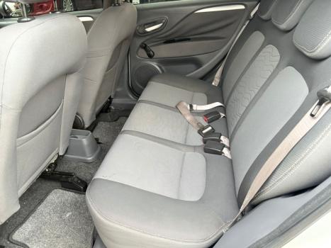 FIAT Punto 1.6 16V 4P ESSENCE FLEX, Foto 5