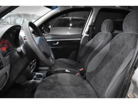FIAT Siena 1.8 4P HLX FLEX, Foto 6