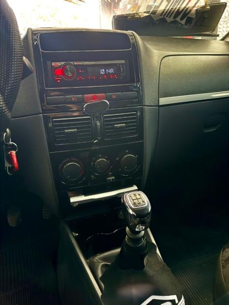 FIAT Siena 1.8 4P HLX FLEX, Foto 6