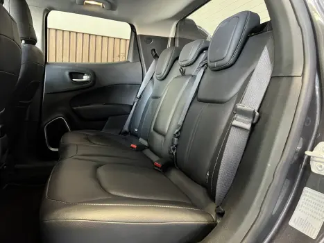 FIAT Toro 1.3 16V 4P FLEX 270 TURBO VOLCANO AUTOMTICO, Foto 20