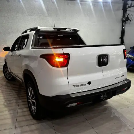 FIAT Toro 2.0 16V 4P VOLCANO 4WD TURBO DIESEL AUTOMTICO, Foto 2