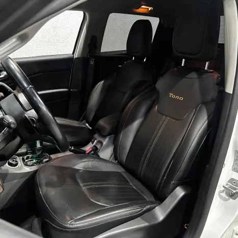 FIAT Toro 2.0 16V 4P VOLCANO 4WD TURBO DIESEL AUTOMTICO, Foto 9