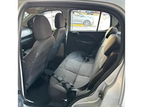 FIAT Uno 1.0 FLEX, Foto 8
