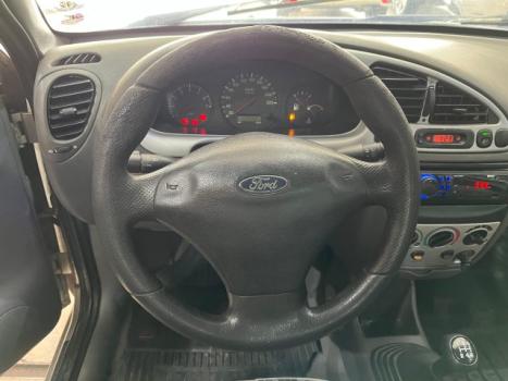 FORD Courier 1.6 L, Foto 4