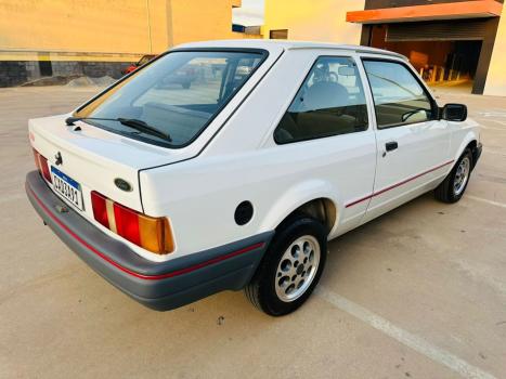 FORD Escort 1.0 HOBBY, Foto 9