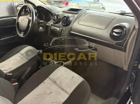 FORD Fiesta Hatch 1.0, Foto 13