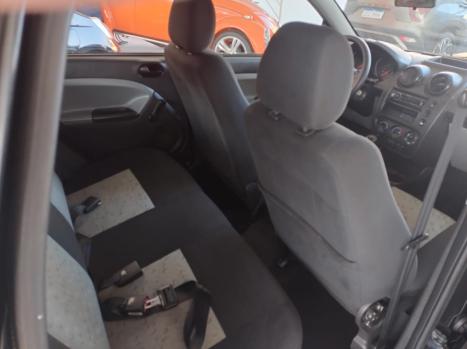 FORD Fiesta Hatch 1.0, Foto 14