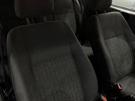 FORD Fiesta Hatch 1.6 CLASS, Foto 4