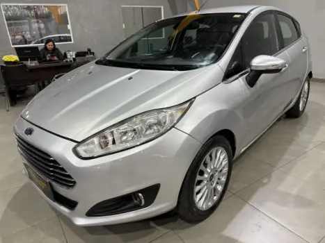 FORD Fiesta Hatch 1.6 16V 4P TITANIUM FLEX, Foto 4