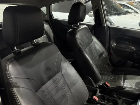 FORD Fiesta Hatch 1.6 16V 4P TITANIUM FLEX, Foto 6