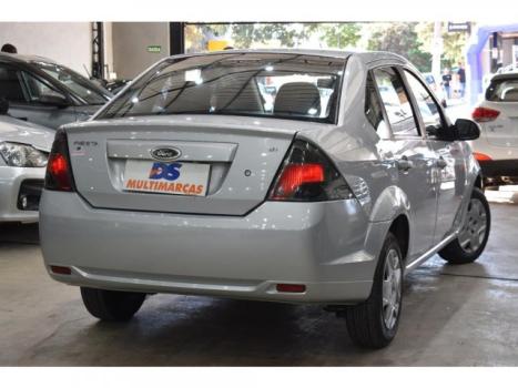 FORD Fiesta Sedan 1.6 4P ROCAM FLEX, Foto 4