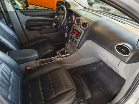 FORD Focus Sedan 2.0 16V 4P GLX AUTOMTICO, Foto 9