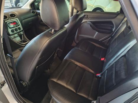 FORD Focus Sedan 2.0 16V 4P GLX AUTOMTICO, Foto 16