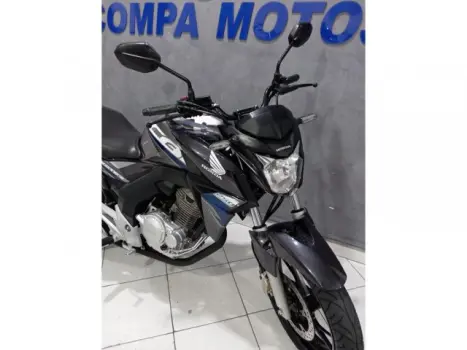 HONDA CB 250 F Twister , Foto 3
