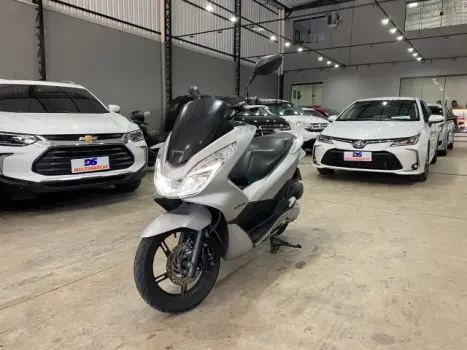 HONDA PCX 150 DLX, Foto 1