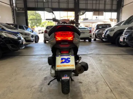 HONDA PCX 150 DLX, Foto 9