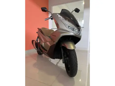 HONDA PCX 150 DLX, Foto 3