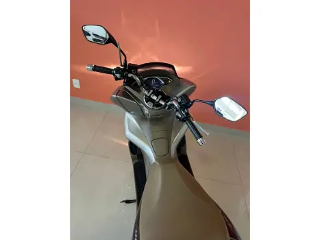 HONDA PCX 150 DLX, Foto 12