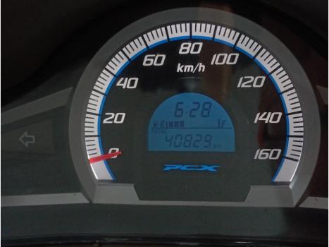 HONDA PCX 150 DLX, Foto 2