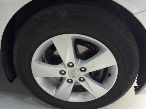HYUNDAI Elantra 2.0 16V 4P FLEX GLS AUTOMTICO, Foto 13