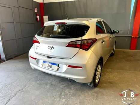 HYUNDAI HB 20 Hatch 1.0 12V 4P FLEX UNIQUE, Foto 10