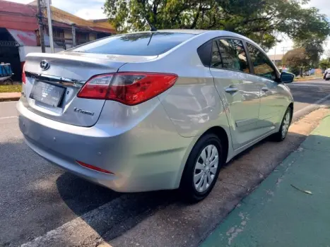 HYUNDAI HB 20 Sedan 1.6 16V 4P FLEX COMFORT PLUS, Foto 6