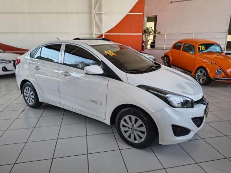 HYUNDAI HB 20 Sedan 1.6 16V 4P FLEX COMFORT PLUS, Foto 4