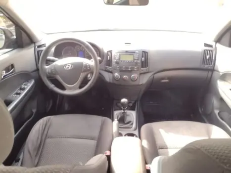 HYUNDAI I30 2.0 16V 4P GLS, Foto 17