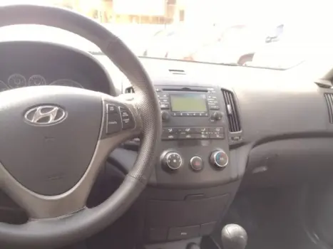 HYUNDAI I30 2.0 16V 4P GLS, Foto 18