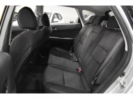 HYUNDAI I30 2.0 16V 4P AUTOMTICO, Foto 8