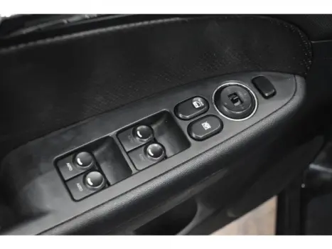 HYUNDAI I30 2.0 16V 4P AUTOMTICO, Foto 7