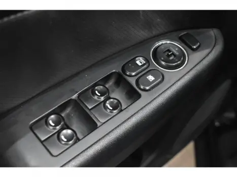 HYUNDAI I30 2.0 16V 4P AUTOMTICO, Foto 9