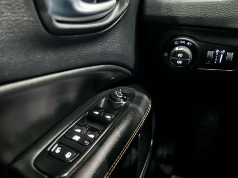 JEEP Compass 2.0 16V 4P LONGITUDE TURBO DIESEL 4X4 AUTOMTICO, Foto 8