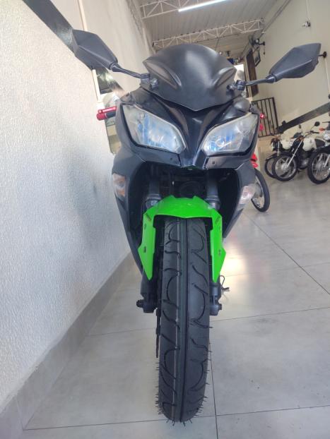 KAWASAKI Ninja 300 ABS, Foto 5