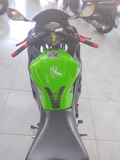 KAWASAKI Ninja 300 ABS, Foto 8