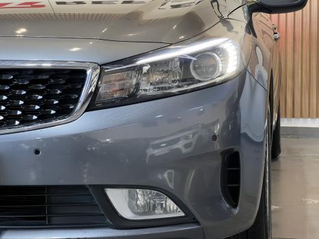 KIA Cerato Sedan 1.6 16V 4P SX AUTOMTICO, Foto 6