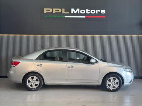 KIA Cerato Sedan 1.6 16V 4P E.283, Foto 4