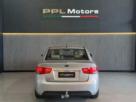 KIA Cerato Sedan 1.6 16V 4P E.283, Foto 6