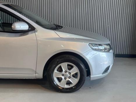 KIA Cerato Sedan 1.6 16V 4P E.283, Foto 8