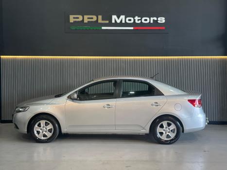 KIA Cerato Sedan 1.6 16V 4P E.283, Foto 9