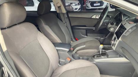 KIA Cerato Sedan 1.6 16V 4P EX, Foto 6