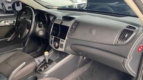 KIA Cerato Sedan 1.6 16V 4P EX, Foto 15