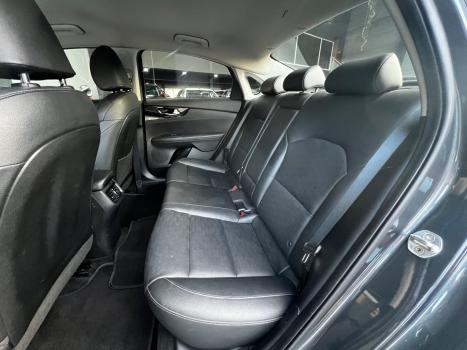 KIA Cerato Sedan , Foto 12
