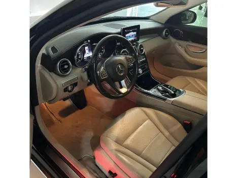 MERCEDES-BENZ C 180 , Foto 4