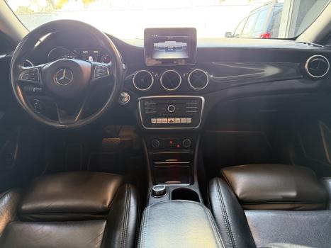 MERCEDES-BENZ CLA 180 , Foto 7